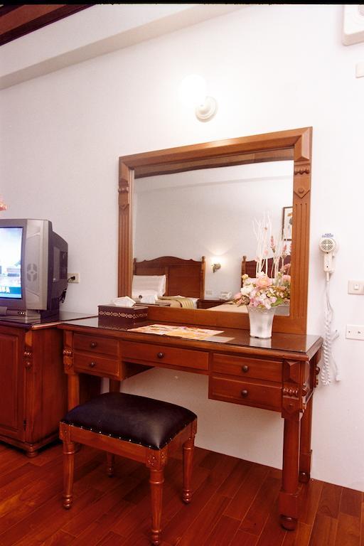 Jing Ai Hotel Luodong Chambre photo
